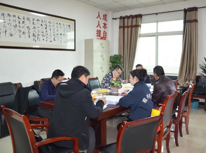 贵州国台酒业股份有限公司莅临888游戏集团大厅玻璃开展二方审核